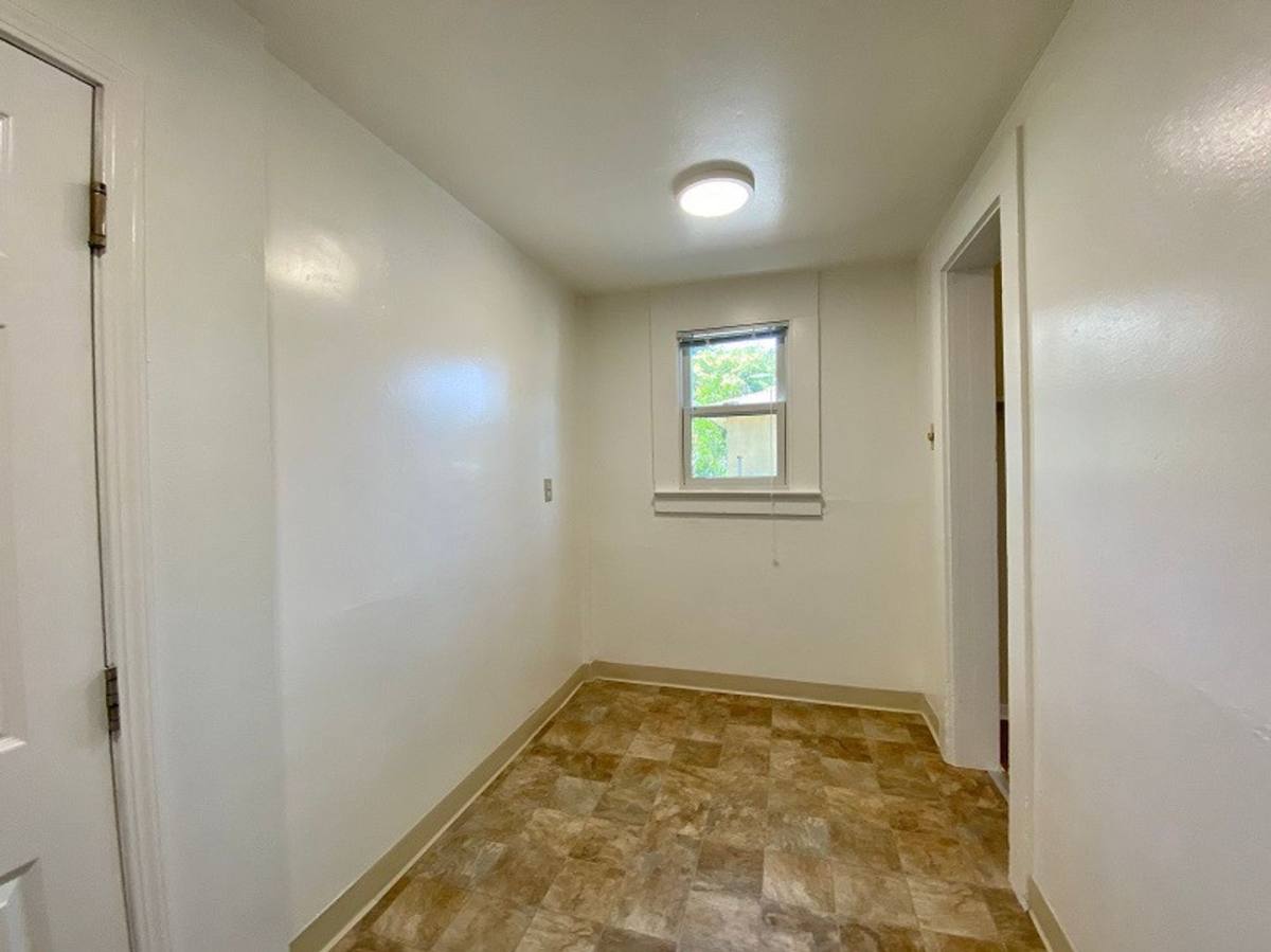 Apartment for rent at 466-476 Brown St, Napa, CA 94559