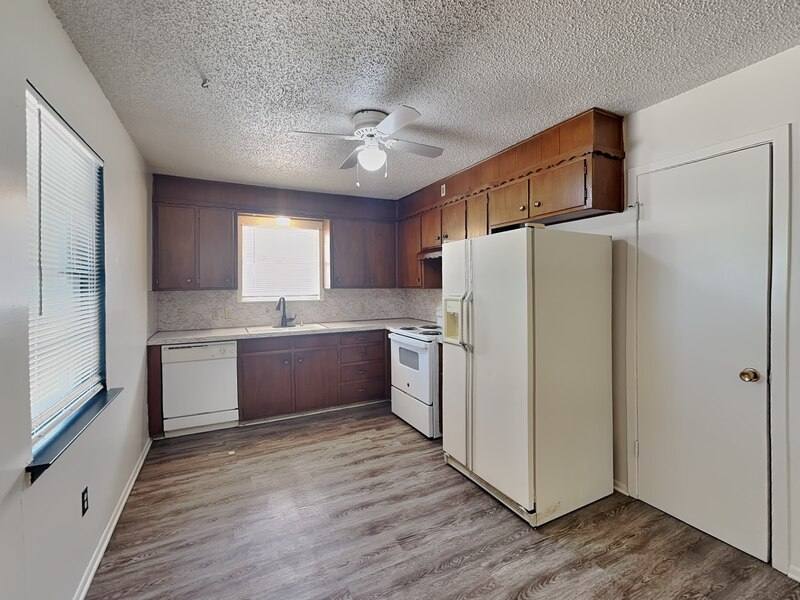 Apartment for rent at 6220 Wheaton Dr, Fort Worth, TX 76133