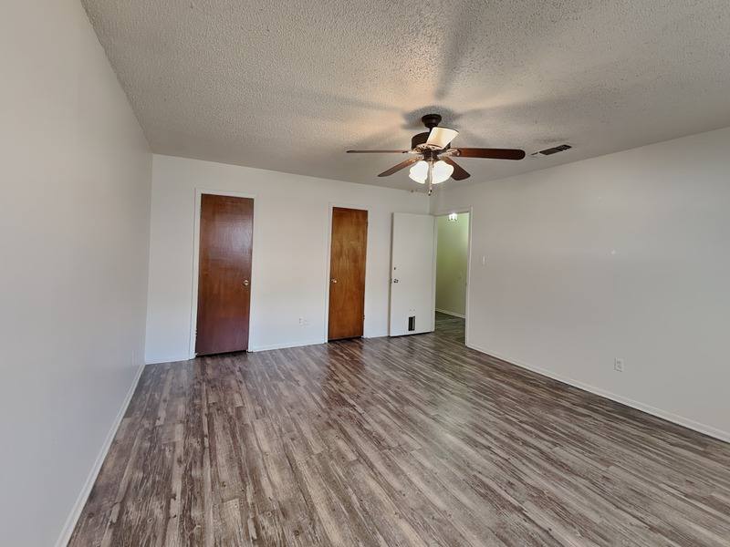Apartment for rent at 6220 Wheaton Dr, Fort Worth, TX 76133