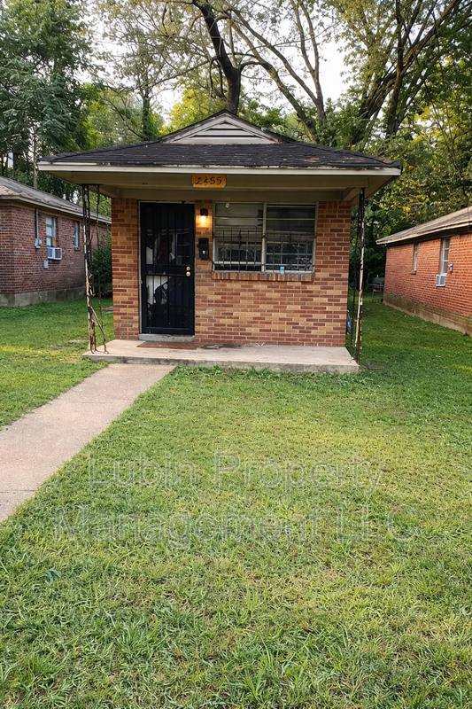 House for rent at 2455 Douglass Ave, Memphis, TN 38114