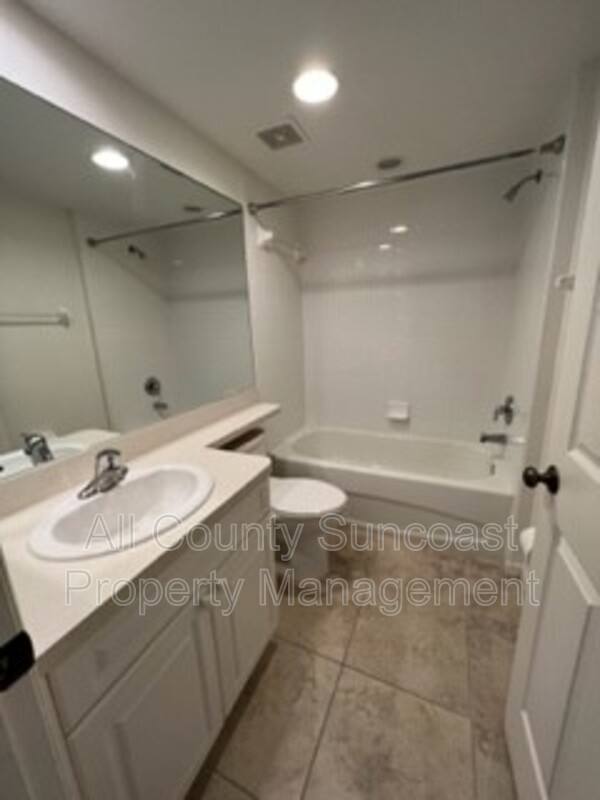 Condo for rent at 960 Starkey Rd #1305, Largo, FL 33771