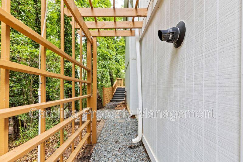 Townhouse for rent at 25033 Molokai Dr, Fort Mill, SC 29708