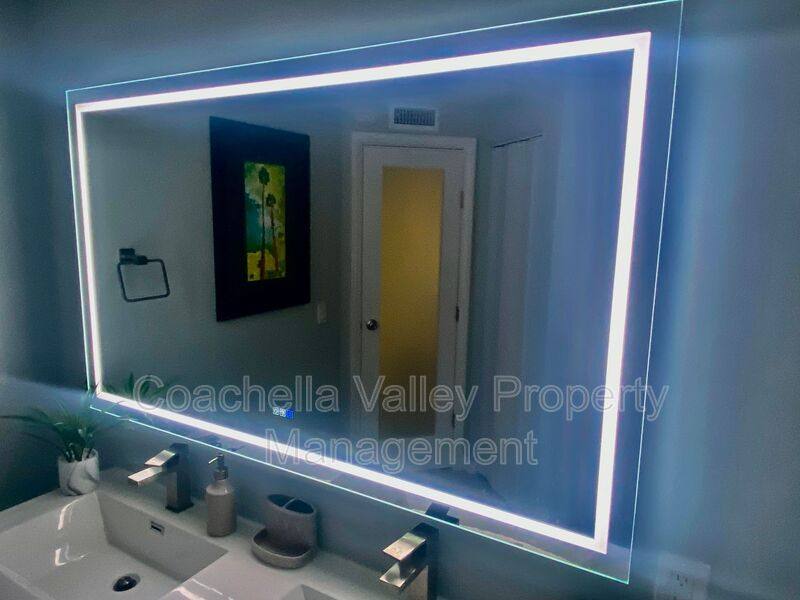 Condo for rent at 5300 E Waverly Dr #M4204, Palm Springs, CA 92264