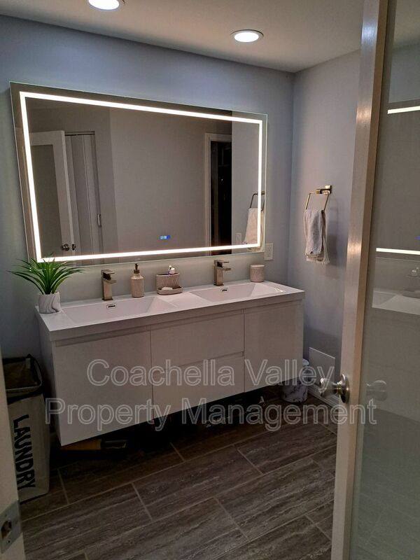 Condo for rent at 5300 E Waverly Dr #M4204, Palm Springs, CA 92264