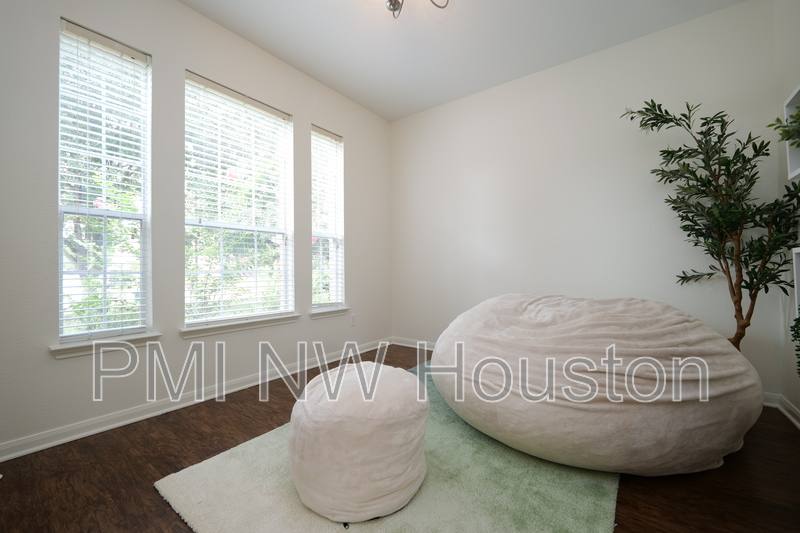 House for rent at 1203 Lavender Shade Court, Houston, TX 77073