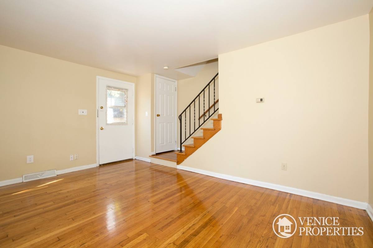 Townhouse for rent at 1659 N 4th St, Columbus, OH 43201