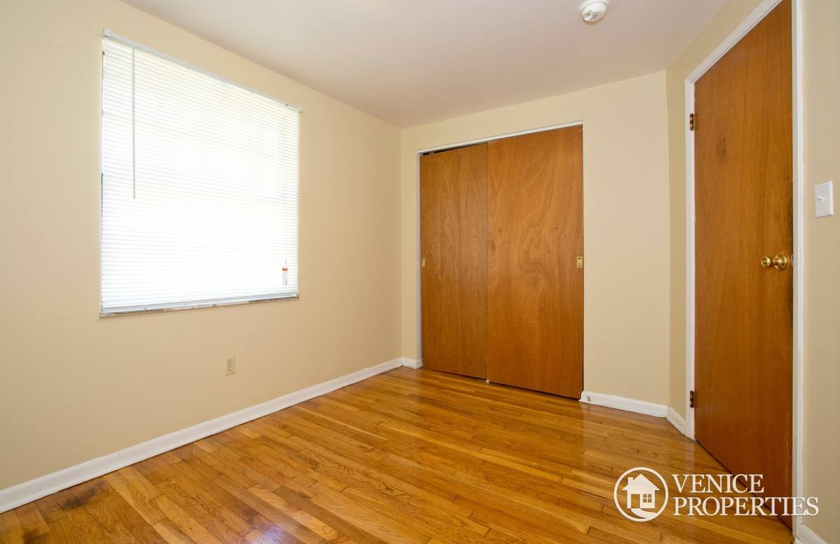 Townhouse for rent at 1659 N 4th St, Columbus, OH 43201