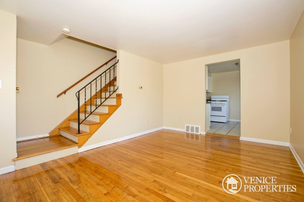 Townhouse for rent at 1659 N 4th St, Columbus, OH 43201