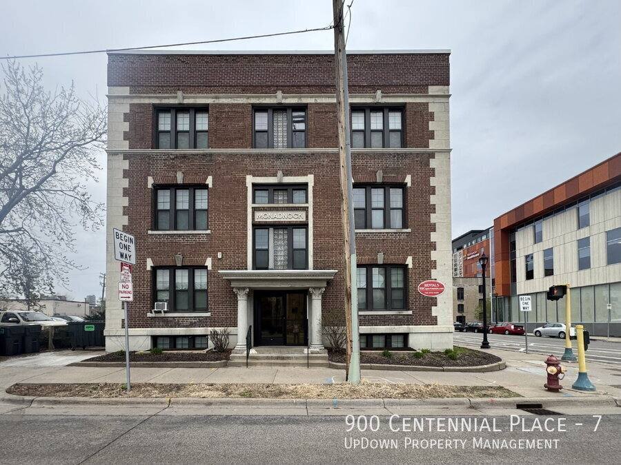 Apartment for rent at 900 Centennial Place, Minneapolis, MN 55404