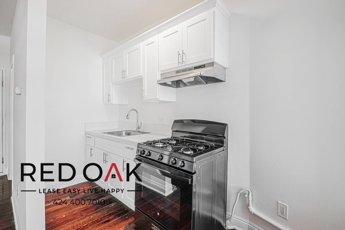 Condo for rent at 915 S Carondelet St #306, Los Angeles, CA 90006