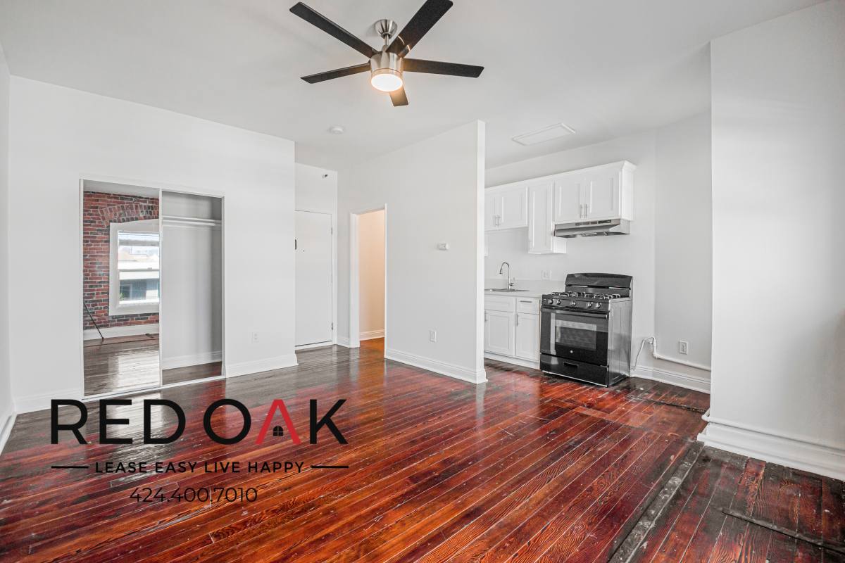 Condo for rent at 915 S Carondelet St #306, Los Angeles, CA 90006
