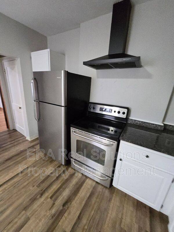 Apartment for rent at 1527 Republic Ave, Columbus, OH 43211