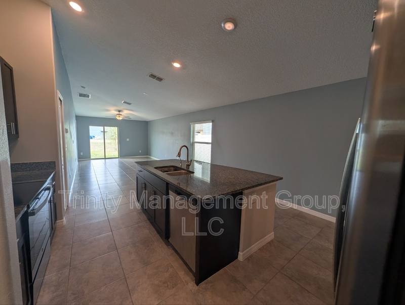 House for rent at 367 Argyll Dr, Spring Hill, FL 34609