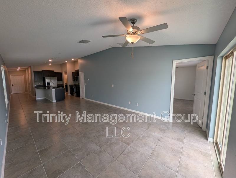 House for rent at 367 Argyll Dr, Spring Hill, FL 34609