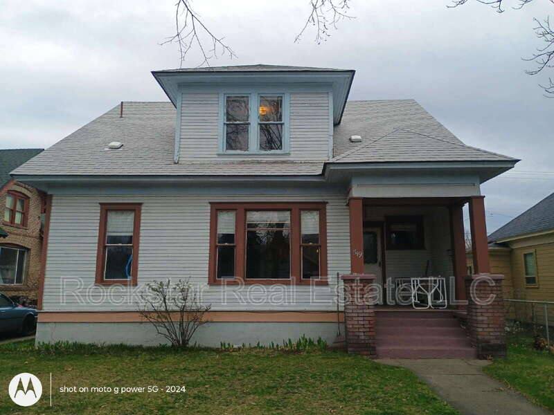 House for rent at 519 E Ermina Ave, Spokane, WA 99207