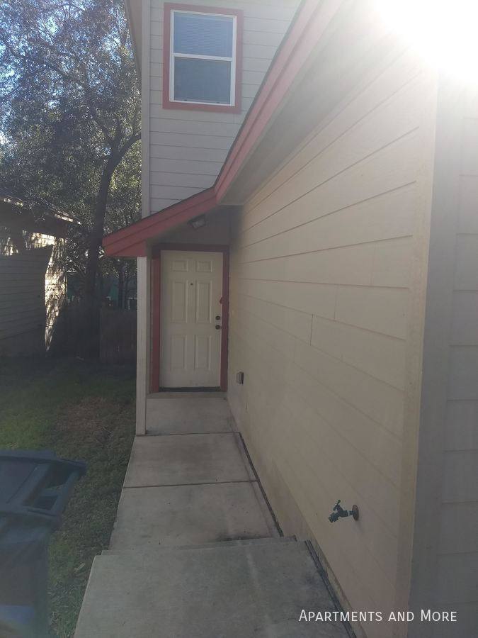 Apartment for rent at 921 Wood Rd, New Braunfels, TX 78130