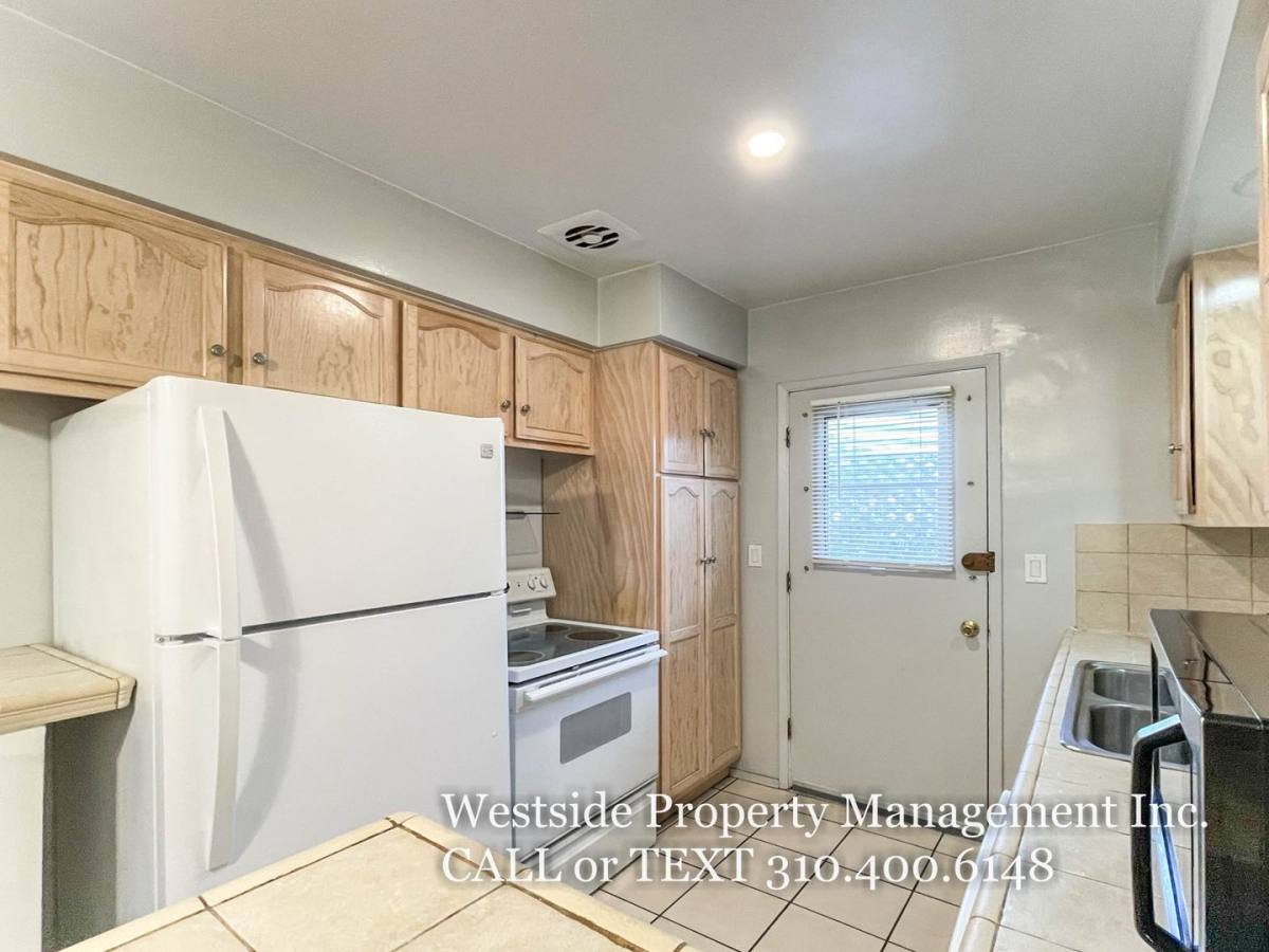 Apartment for rent at 12036 Goshen Ave #3, Los Angeles, CA 90049