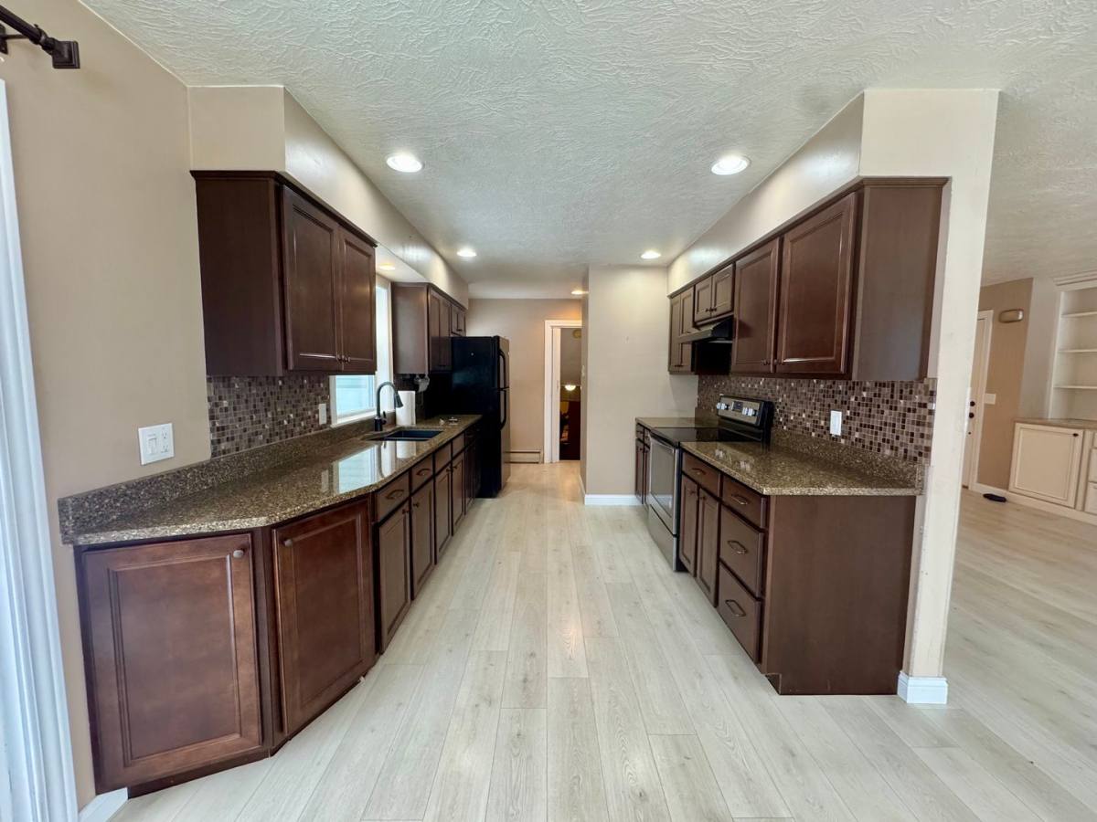 House for rent at 108 W 15th Ave, Coal Valley, IL 61240