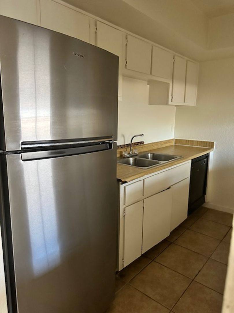 Condo for rent at 18202 N Cave Creek Rd, Phoenix, AZ 85032