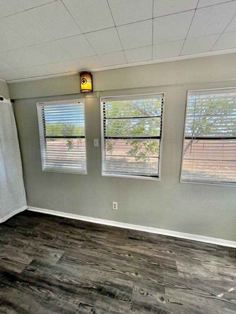 House for rent at 13253 China Spring Rd, China Spring, TX 76633