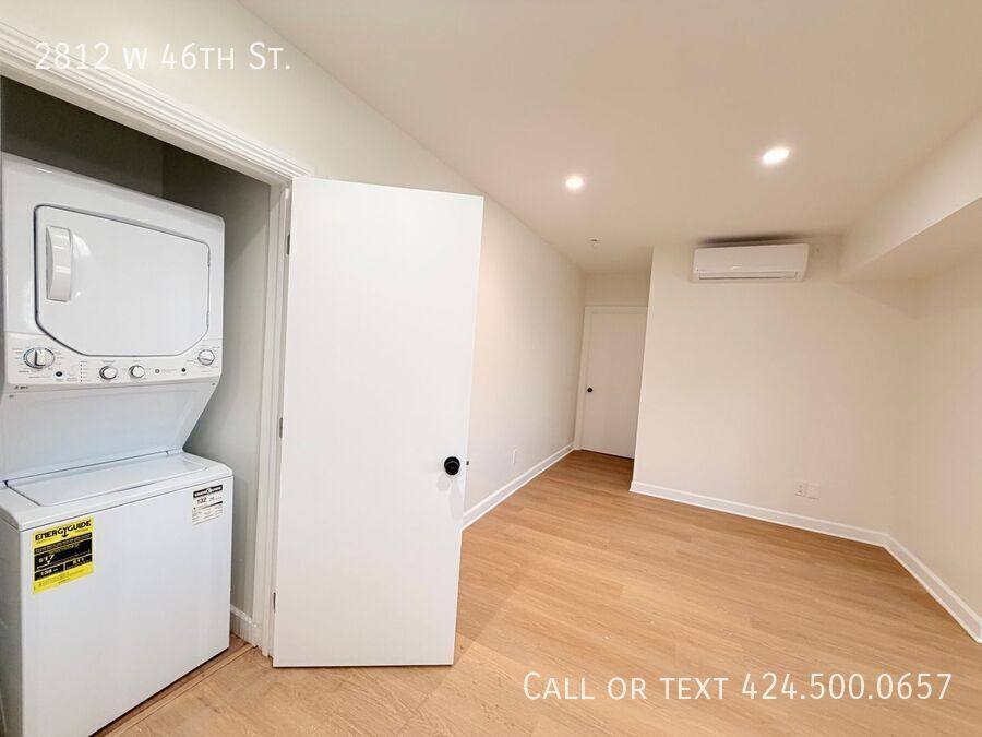 Apartment for rent at 2812 W 46th St, Los Angeles, CA 90043
