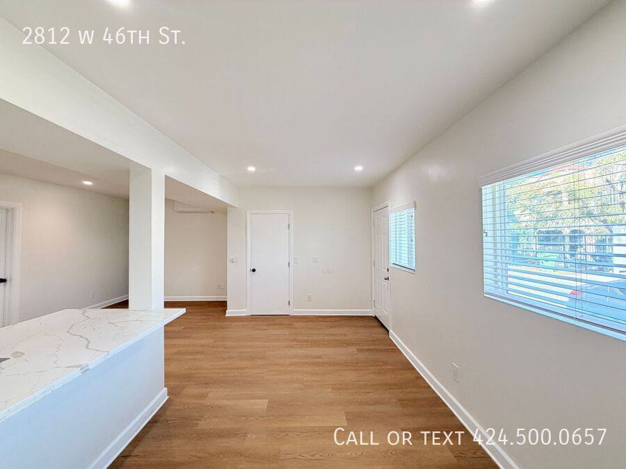 Apartment for rent at 2812 W 46th St, Los Angeles, CA 90043