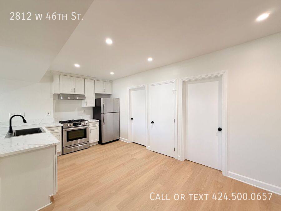 Apartment for rent at 2812 W 46th St, Los Angeles, CA 90043