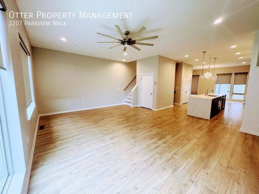Townhouse for rent at 3207 Parkview Walk, Philadelphia, PA 19125
