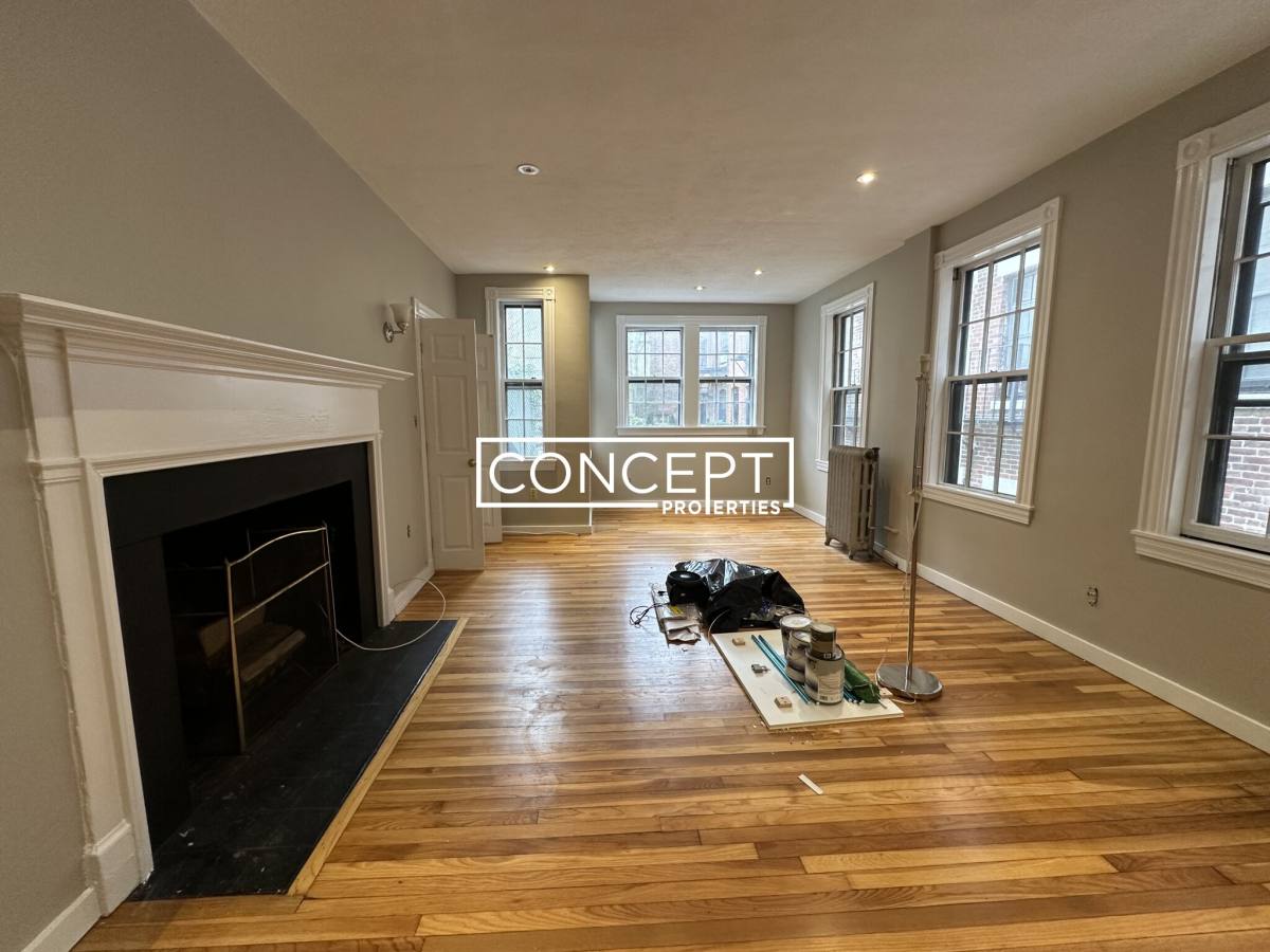 Condo for rent at 82 Phillips St #2-CP, Boston, MA 02114