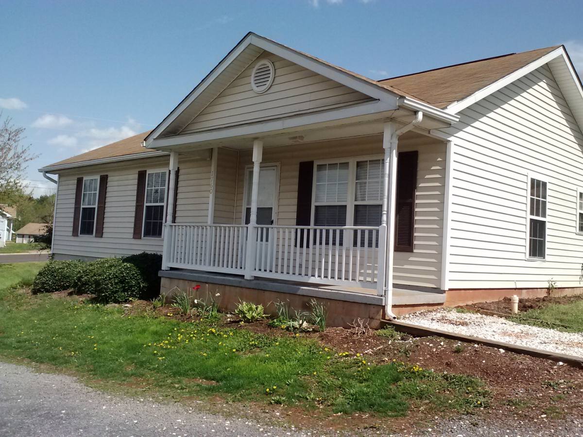 House for rent at 1760 Birch Dr, Culpeper, VA 22701