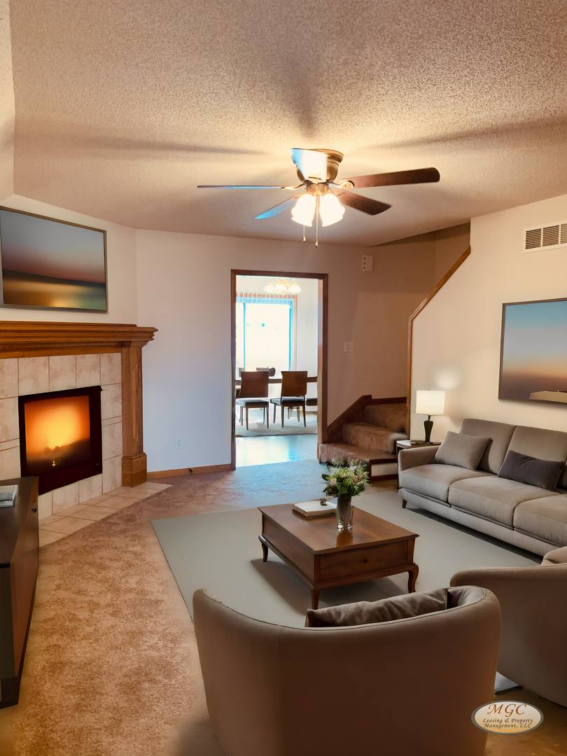 Townhouse for rent at 513 N Foxridge Dr, Raymore, MO 64083