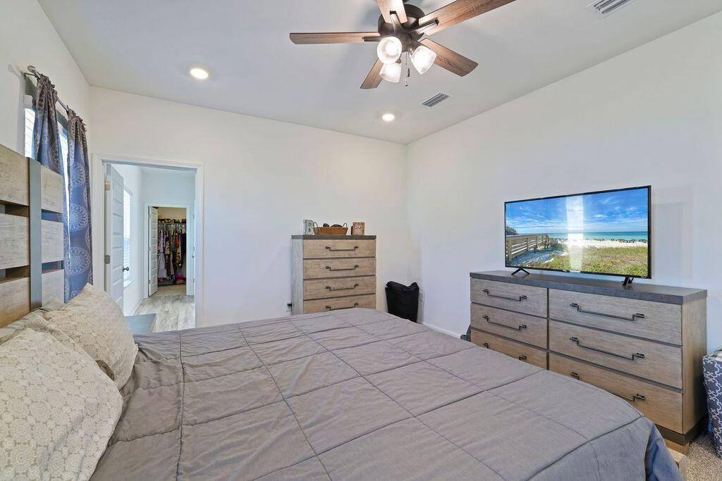 Apartment for rent at 51 Woodsorrel St #51, Freeport, FL 32439