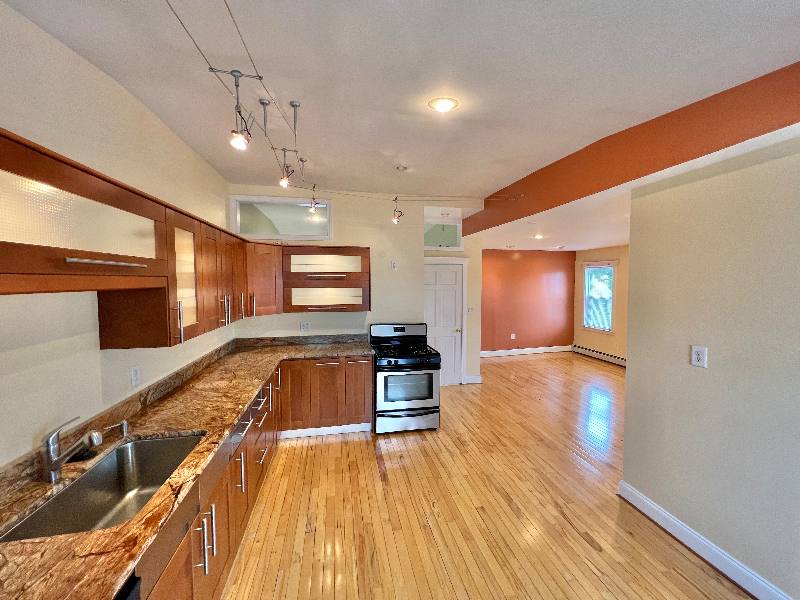 Apartment for rent at 13 Messenger St #3F, Providence, RI 02903