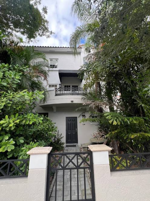 Condo for rent at 261 Navarre Ave #A-4, Miami, FL 33134