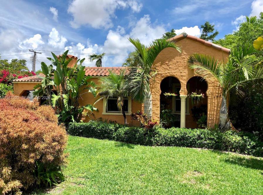 House for rent at 725 Navarre Ave #725, Miami, FL 33134