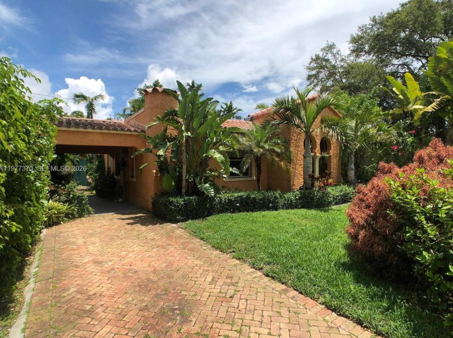House for rent at 725 Navarre Ave #725, Miami, FL 33134