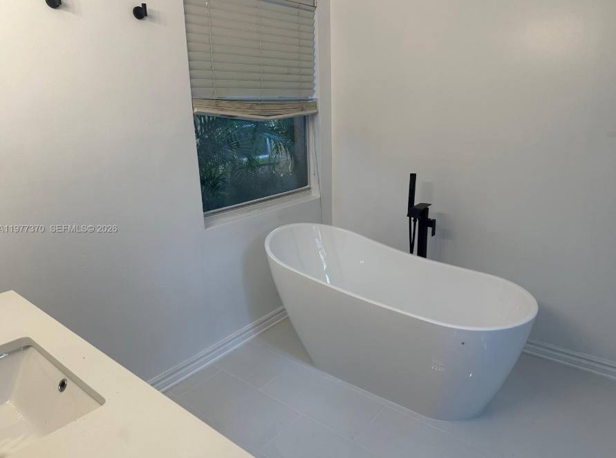 House for rent at 725 Navarre Ave #725, Miami, FL 33134