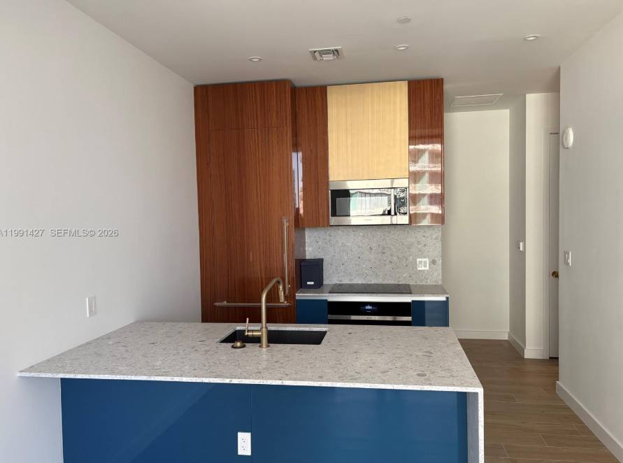 Apartment for rent at 2655 S Bayshore Dr #1607, Miami, FL 33133