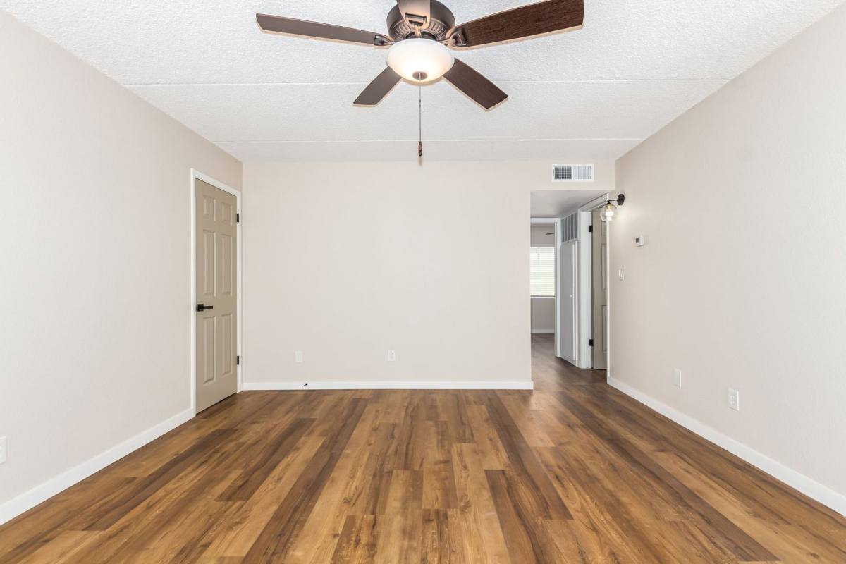 Townhouse for rent at 3432 N 12th Place, Phoenix, AZ 85014