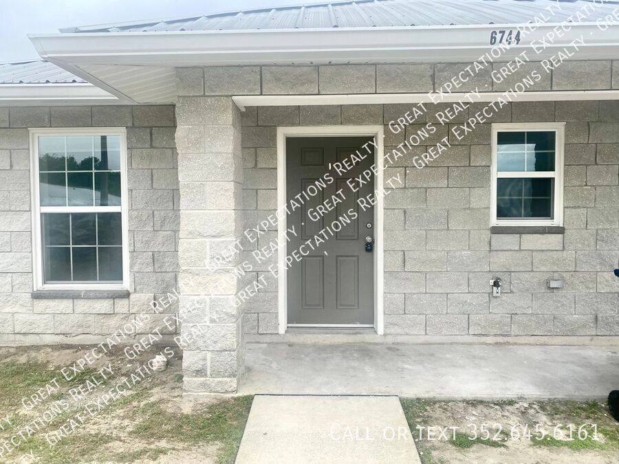 Apartment for rent at 6744 SE 106th St, Belleview, FL 34420