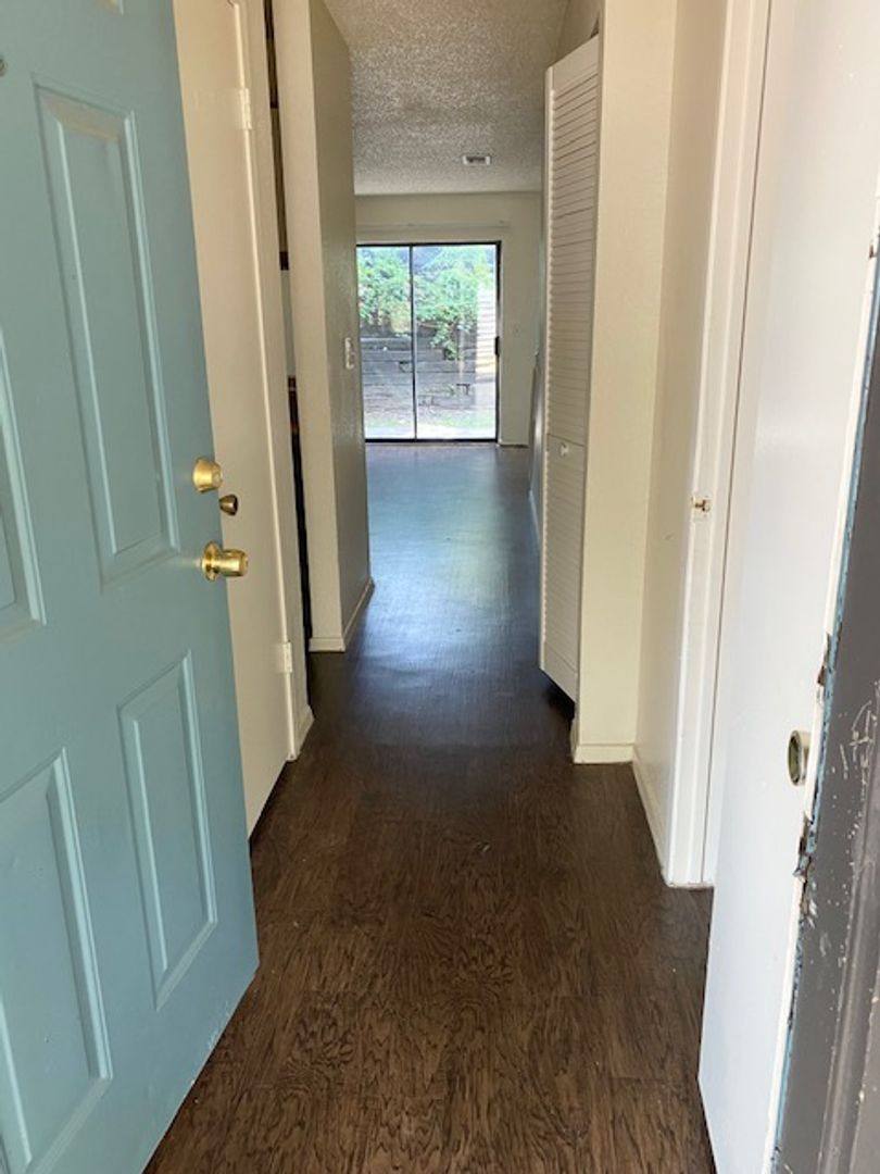Condo for rent at 844 W Collins St, Denton, TX 76201