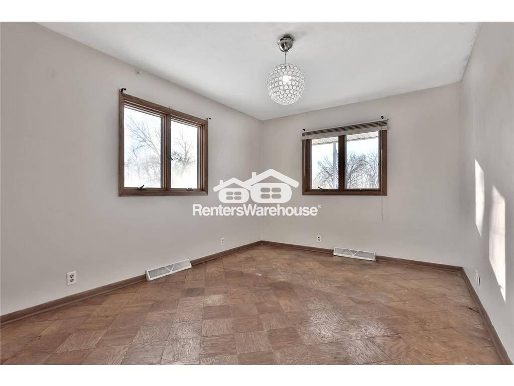 House for rent at 1241 Holly Dr E, Hugo, MN 55038