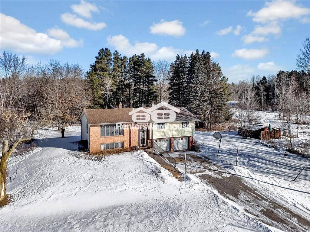 House for rent at 1241 Holly Dr E, Hugo, MN 55038