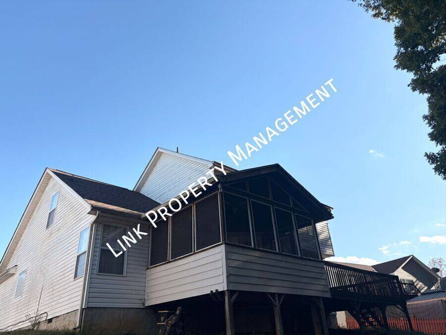 House for rent at 6383 Rim Crest Lane, Harrison, TN 37341