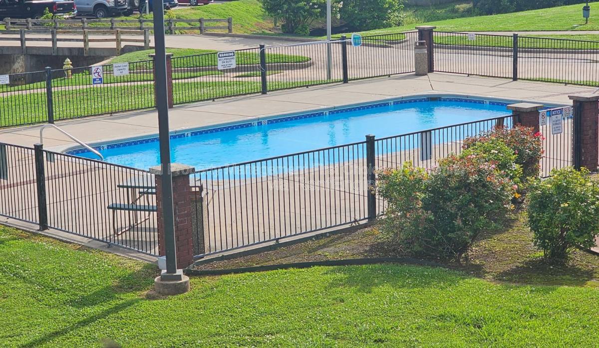 Apartment for rent at 30 Cedar Creek Court #1, Van Buren, AR 72956