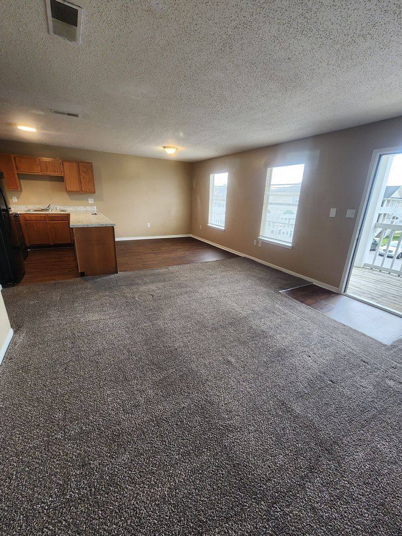 Apartment for rent at 306 Courtney Dr SW, Decatur, AL 35603