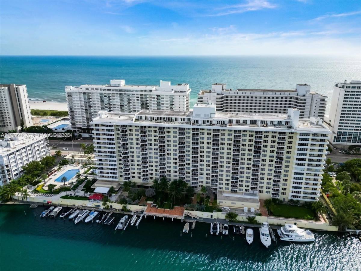 Apartment for rent at 5600 Collins Ave #560016C, Miami Beach, FL 33140