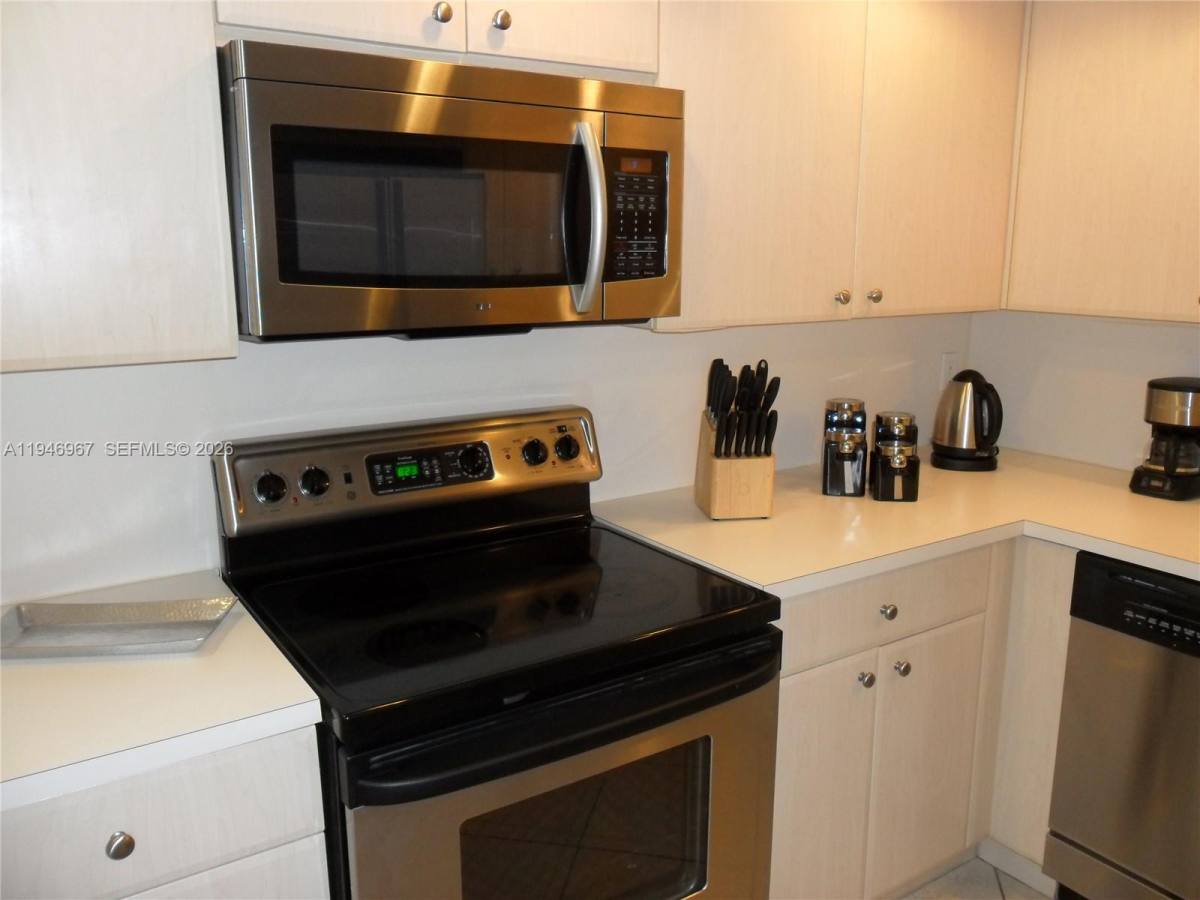 Apartment for rent at 5600 Collins Ave #560016C, Miami Beach, FL 33140