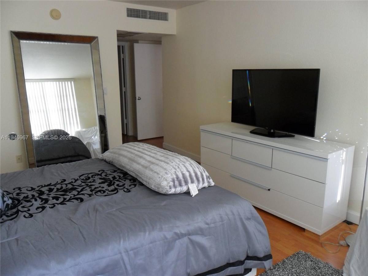 Apartment for rent at 5600 Collins Ave #560016C, Miami Beach, FL 33140