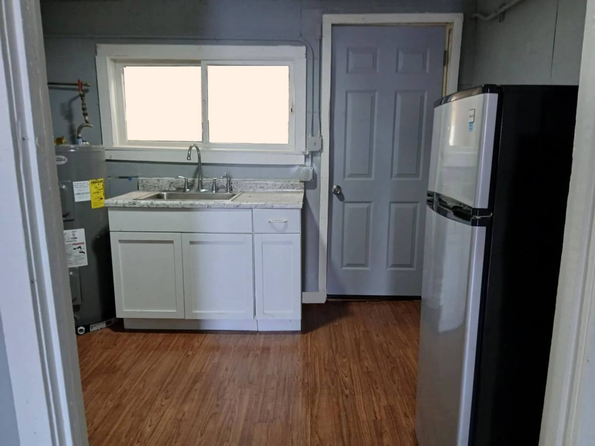 Apartment for rent at 325 Apple St #4, Huntington, WV 25705